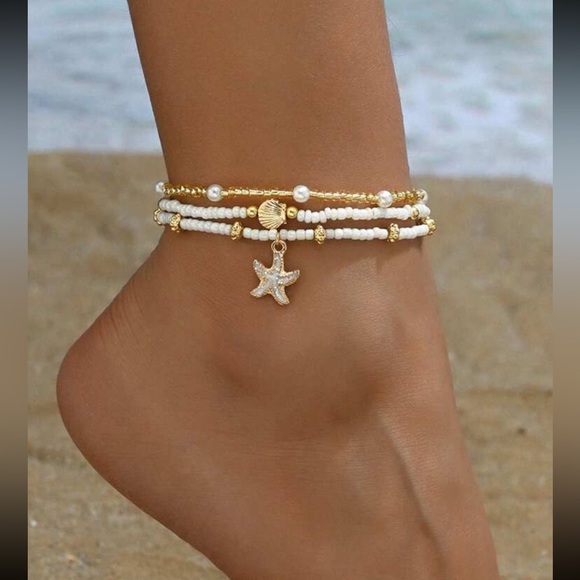 Jewelry - New Gold and White Starfish Charm Anklet